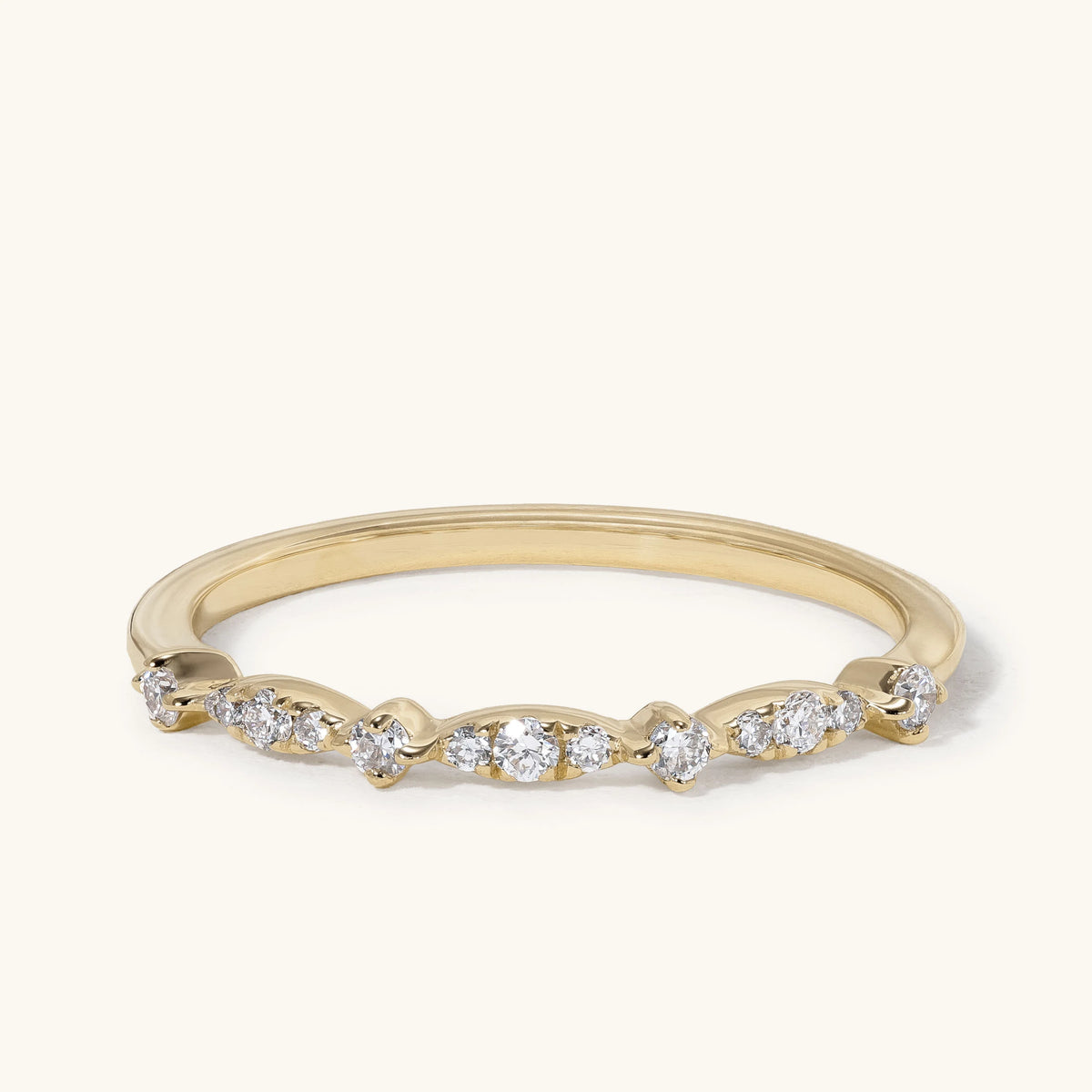 Round Trio Cluster Accent Stone Vintage Band Wedding Ring
