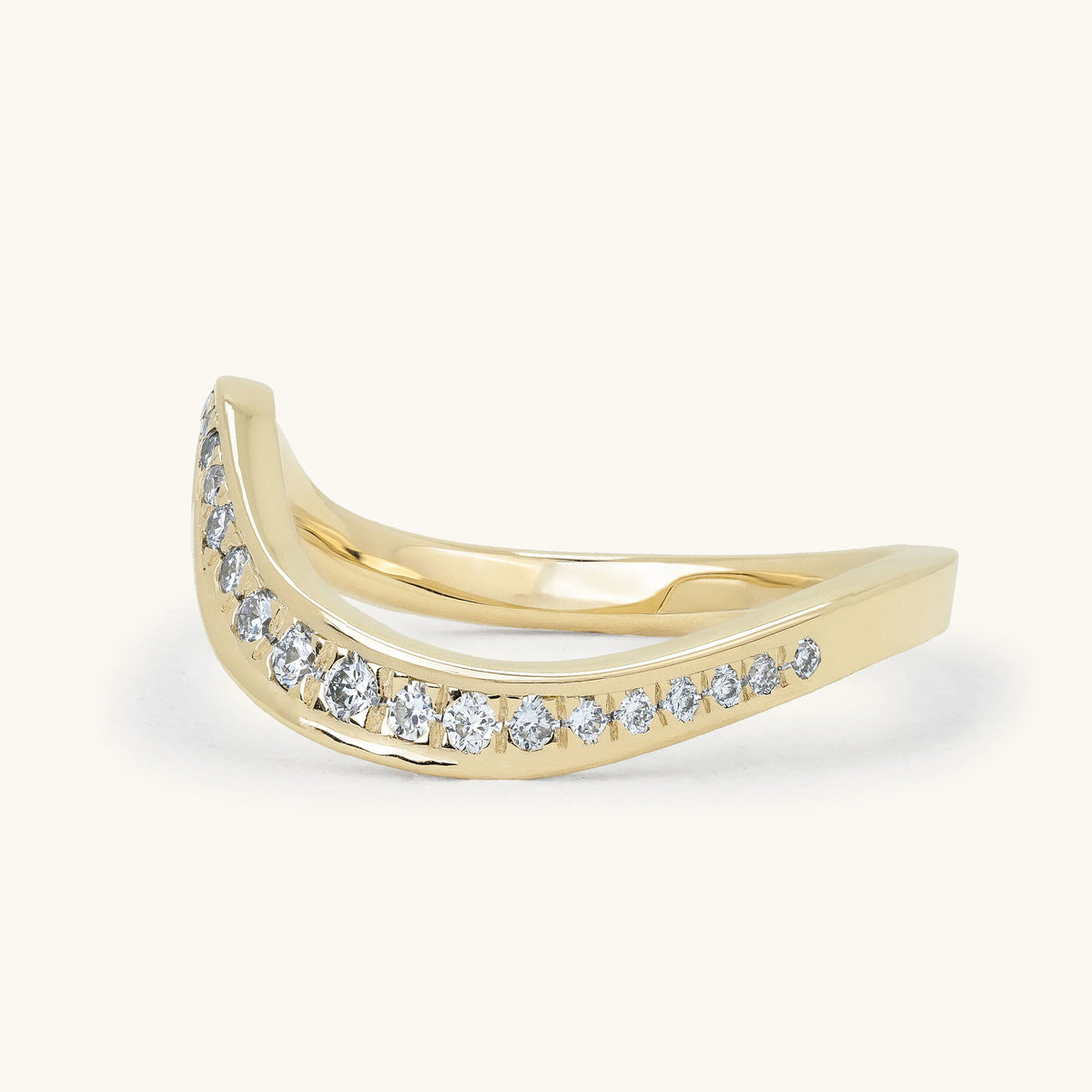 Graduated Pave Undulating Curved Band Wedding Ring