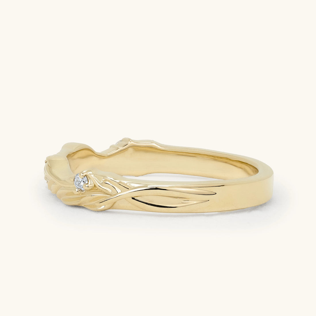 Engraved Leaf Vine Trio Accent Stone Nature Band Wedding Ring