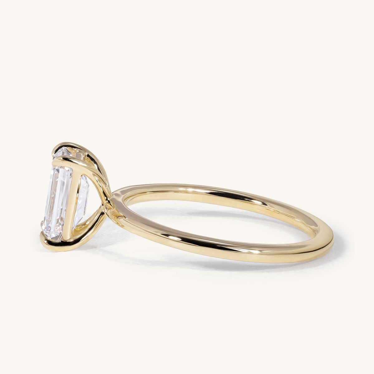 viktoria_1_5ct_emerald_solitaire_lab_grown_engagement_ring_02
