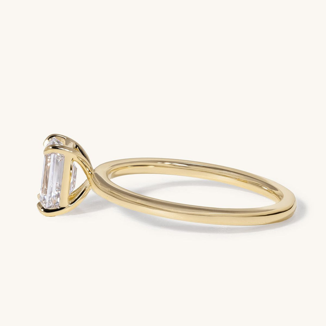 viktoria_1ct_emerald_solitaire_lab_grown_engagement_ring_01