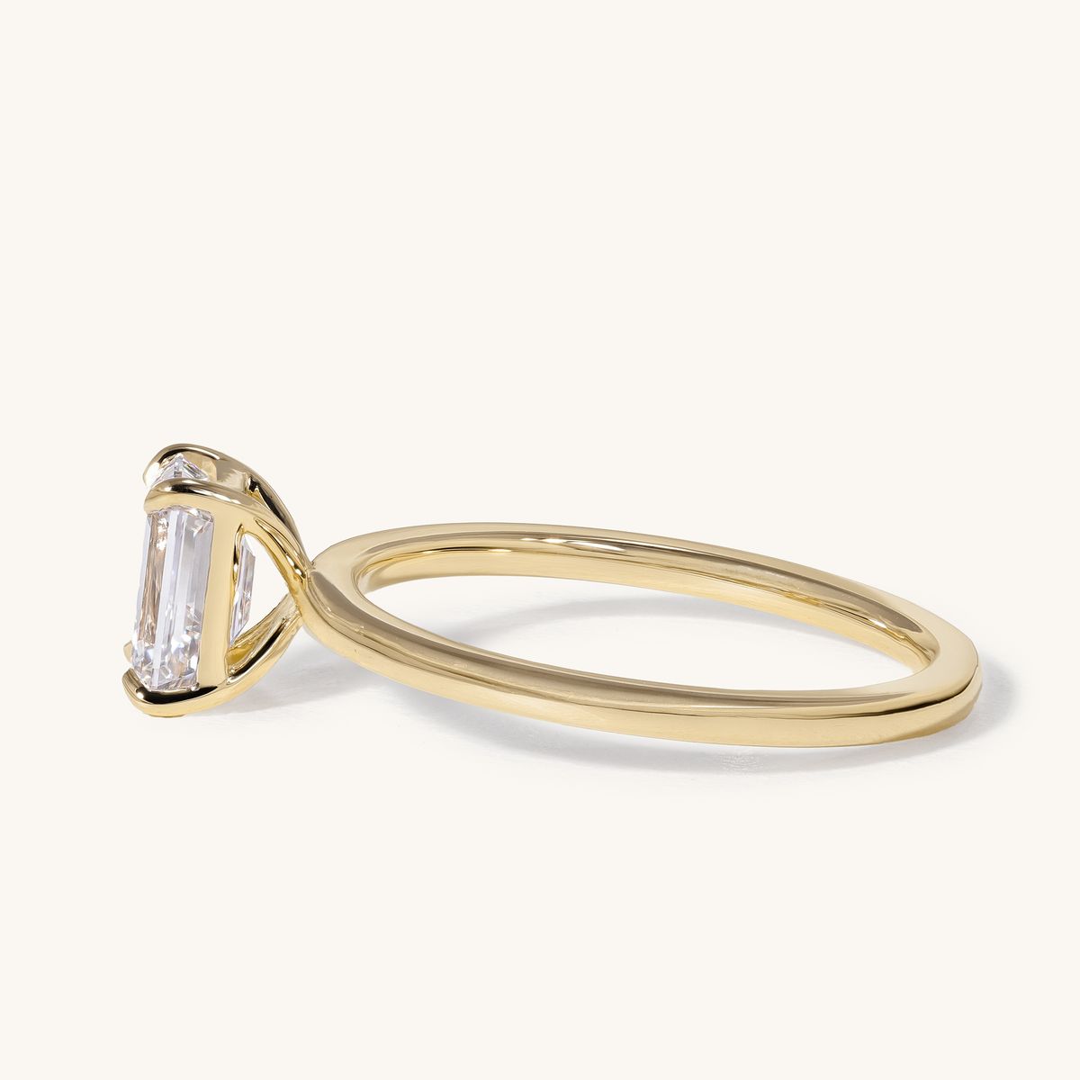 viktoria_1ct_emerald_solitaire_lab_grown_engagement_ring_02